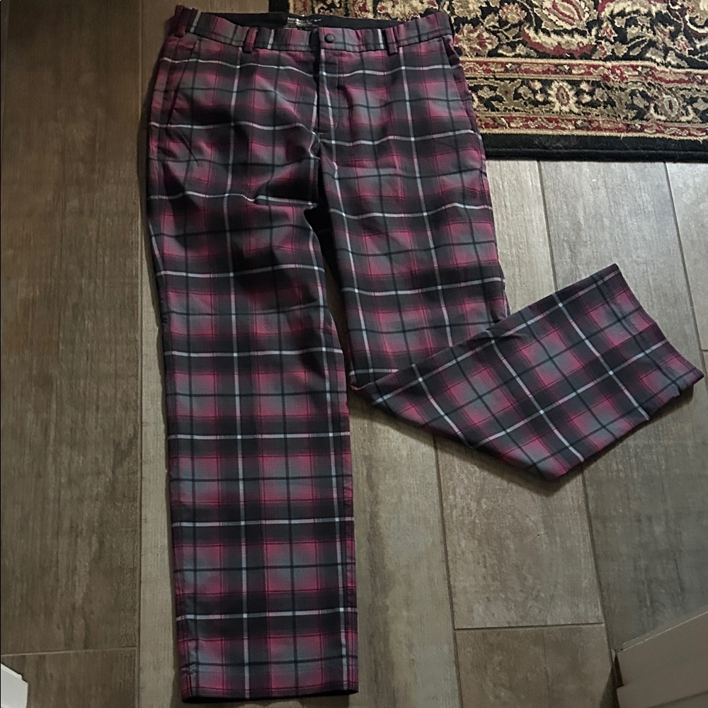 Nike Men's Plaid Pants - Black and Red